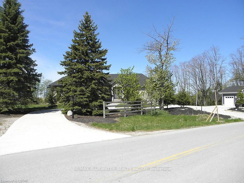 34241 Coursey Line, Lucan Biddulph, N0M 2T0 | Image 2