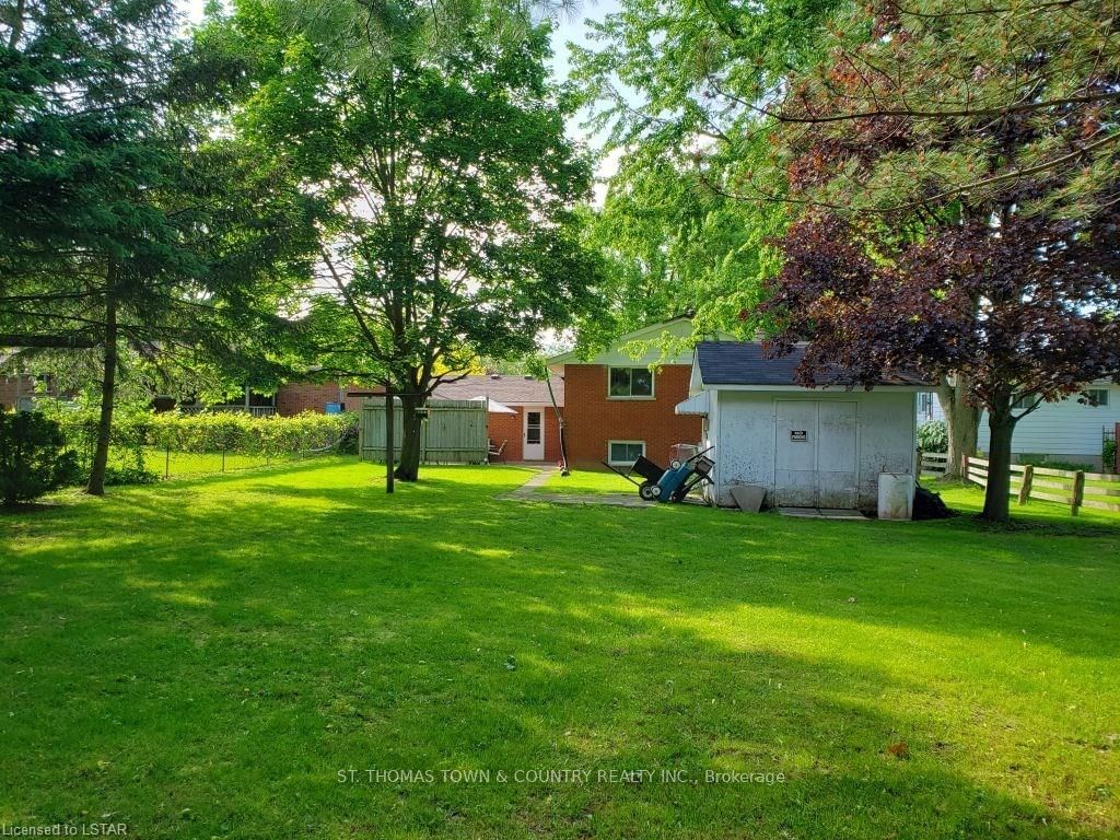 Listing Image 3