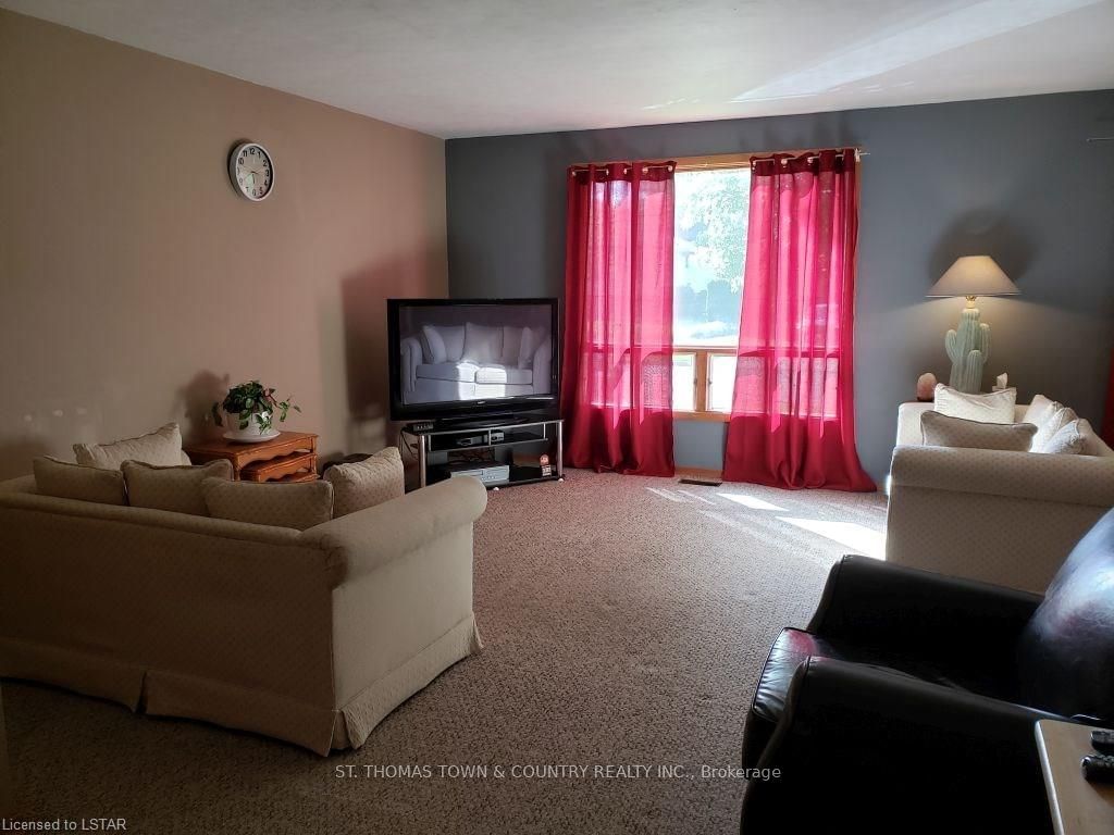 Listing Image 5
