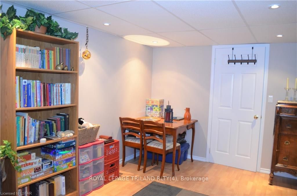 Listing Image 37
