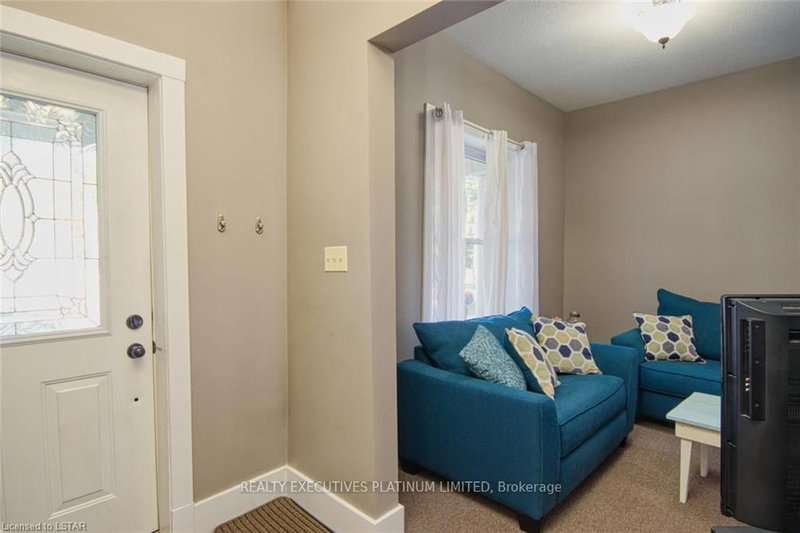 408 William St, South Huron, N0M 1S6 | Image 2