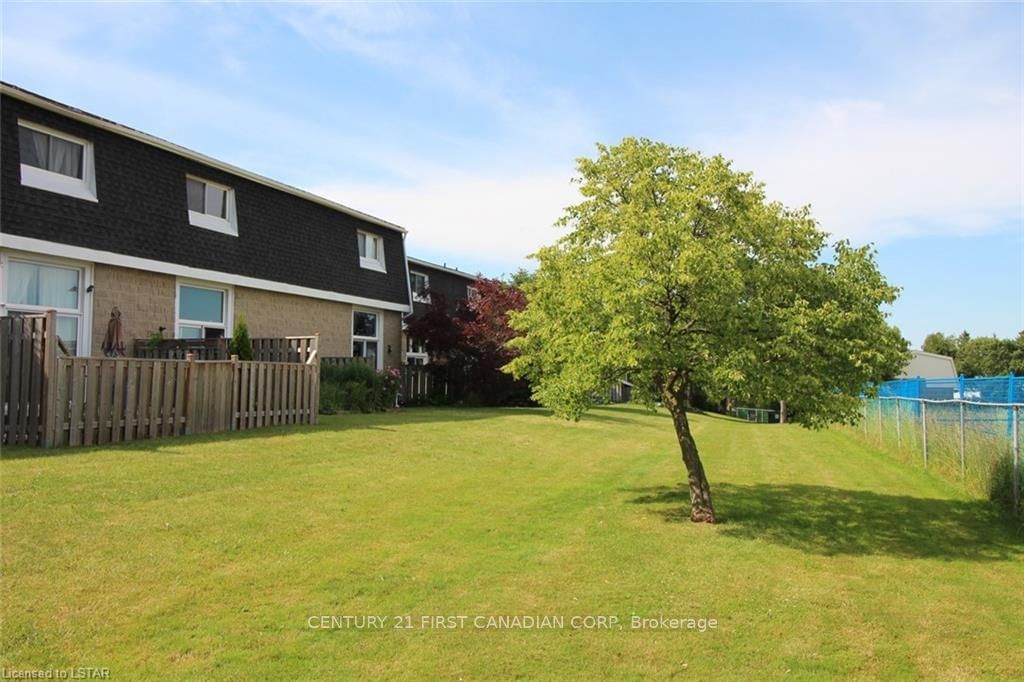 Listing Image 22