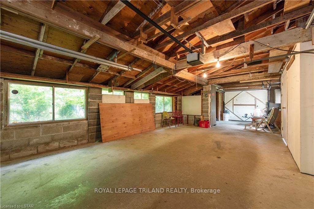 Listing Image 32