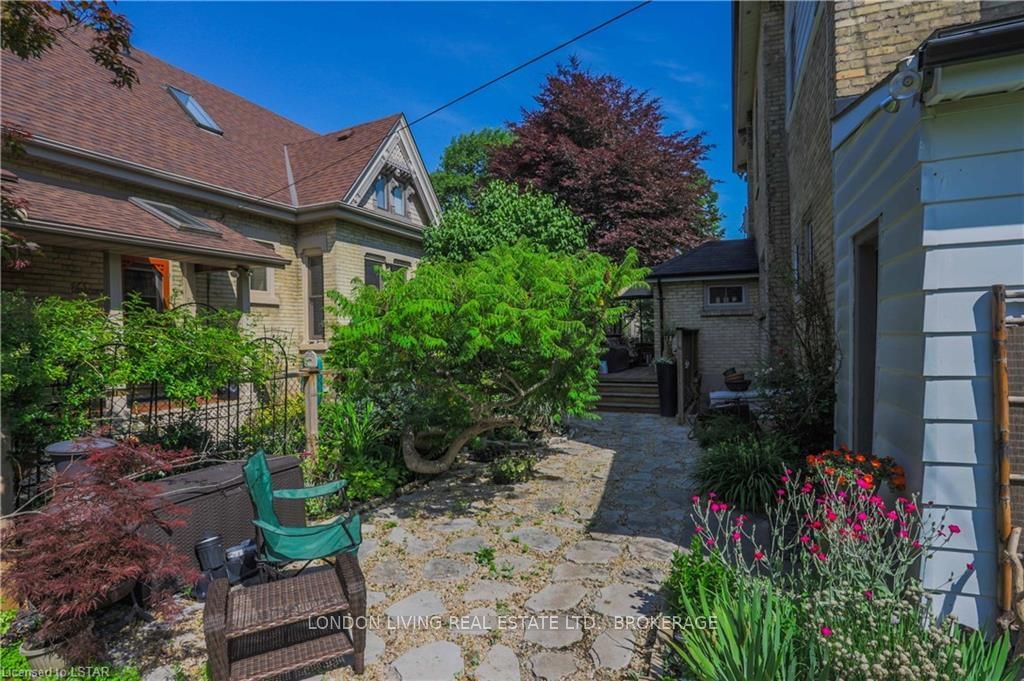 Listing Image 37