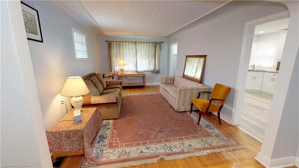 Listing Image 2