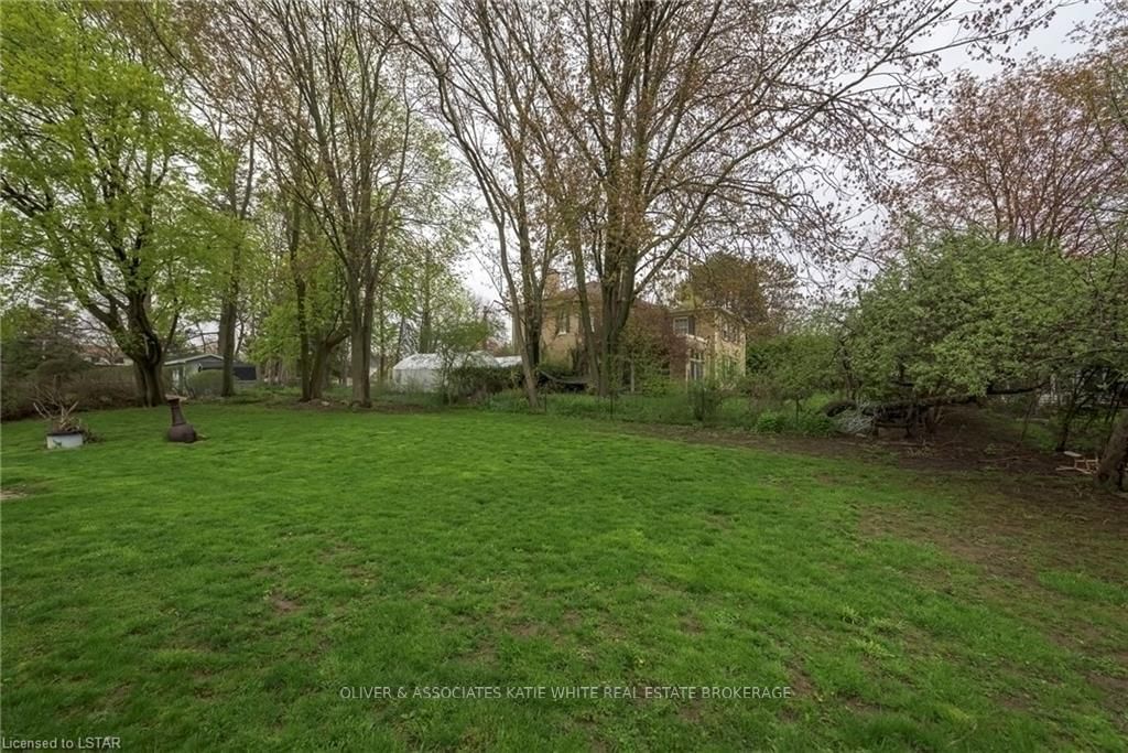 Listing Image 7