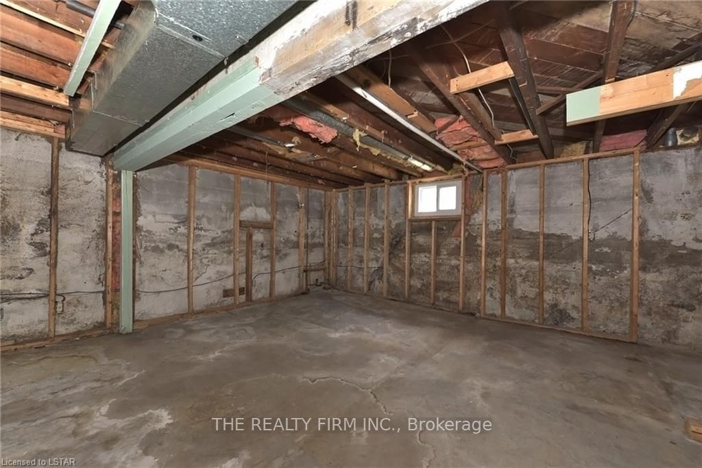 Listing Image 33