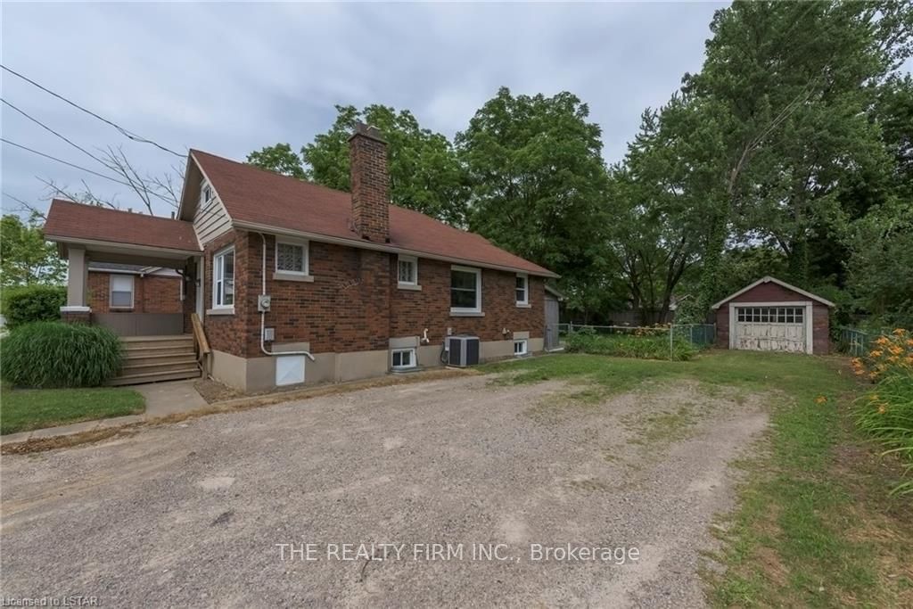 Listing Image 6