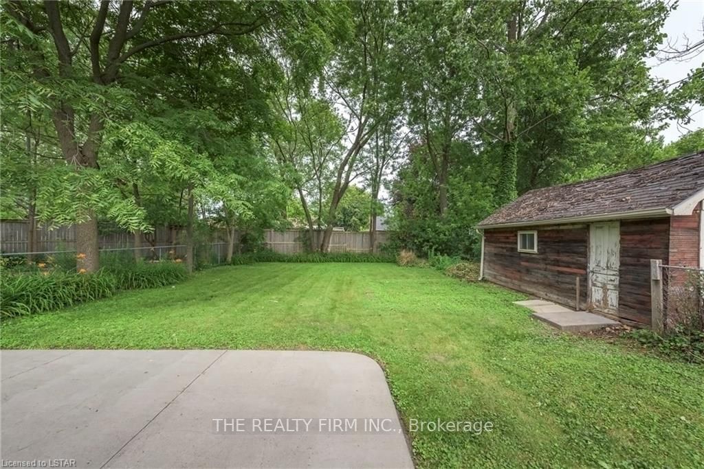 Listing Image 7