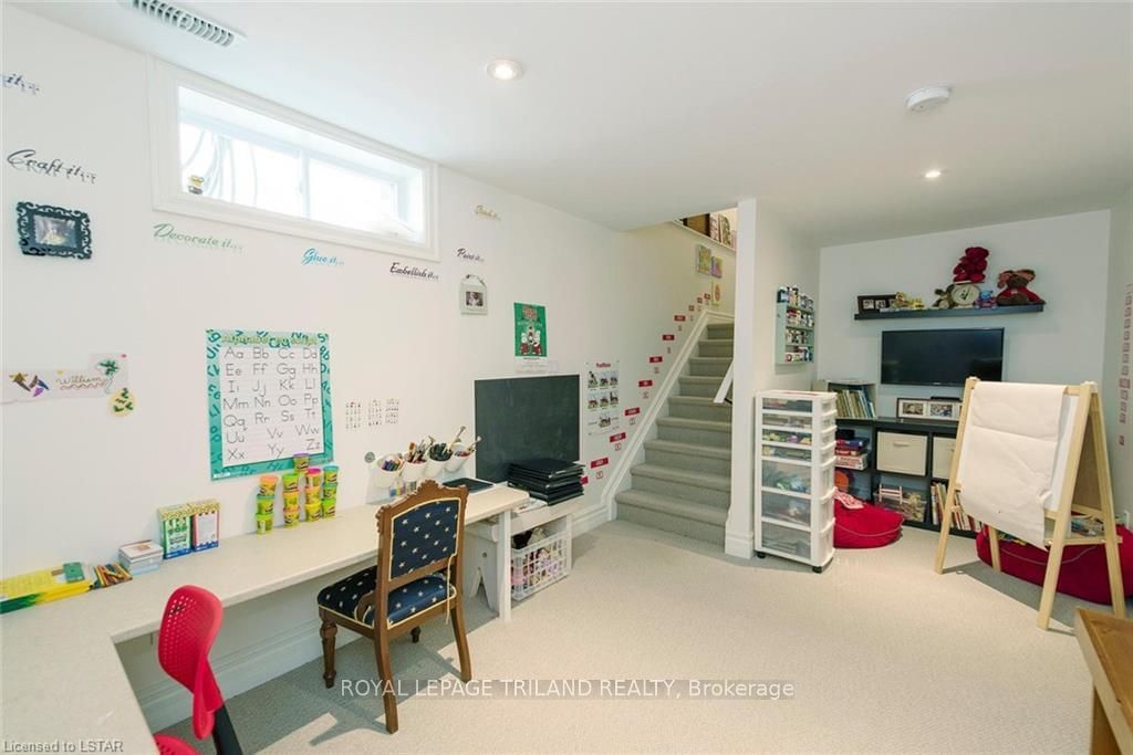 Listing Image 35
