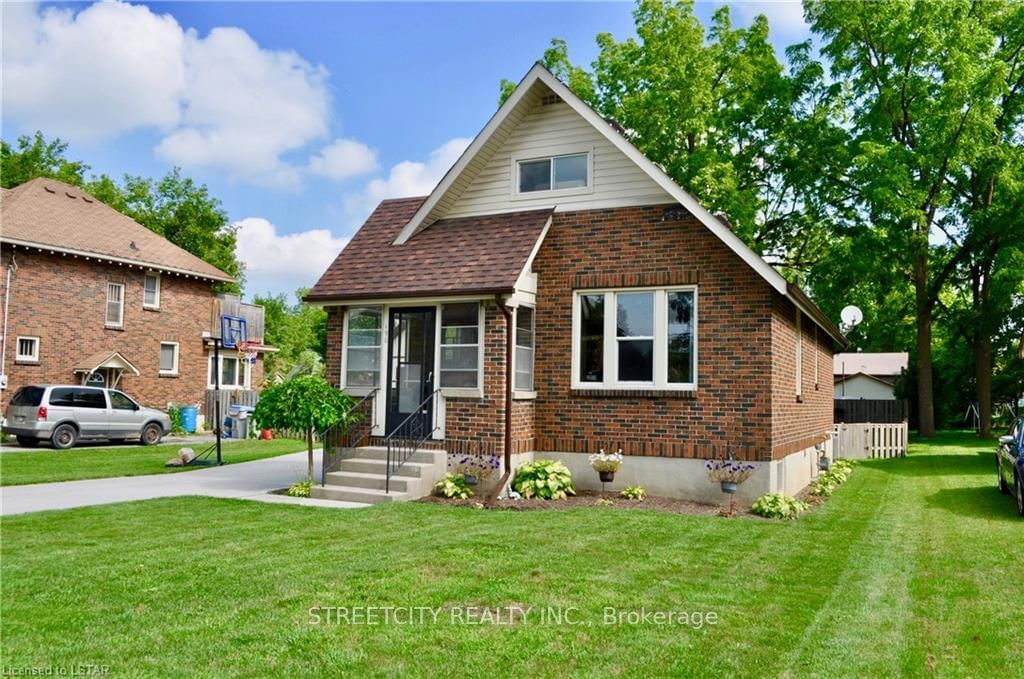 Listing Image 3
