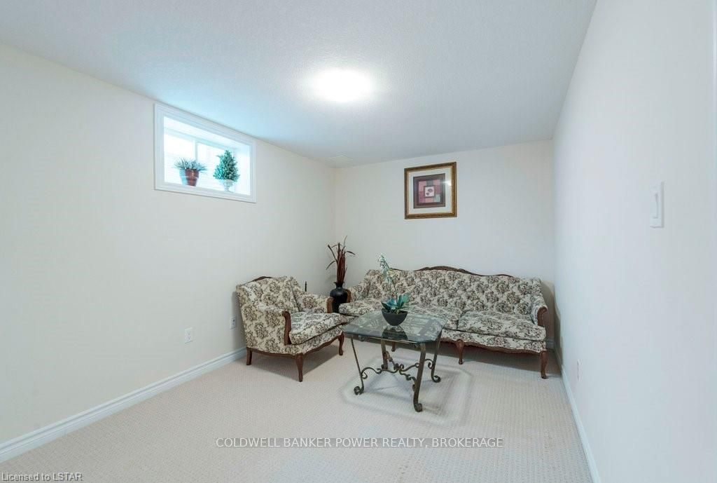 Listing Image 33