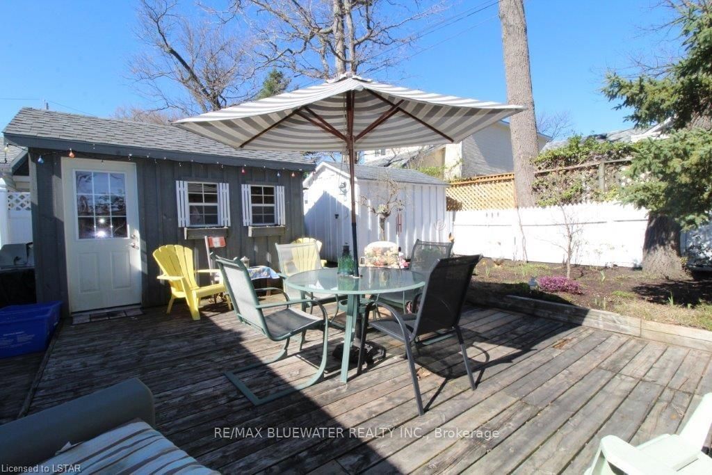 Listing Image 9