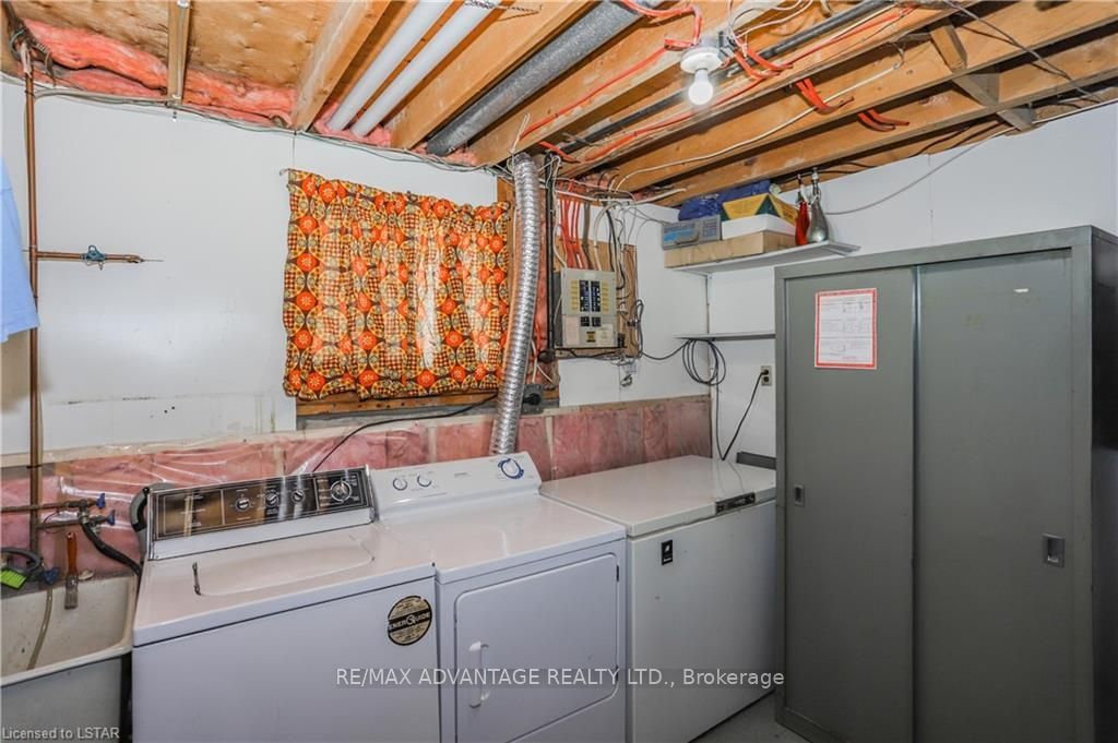 Listing Image 22