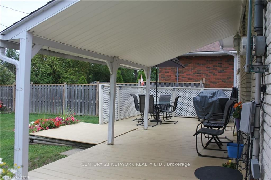 Listing Image 7