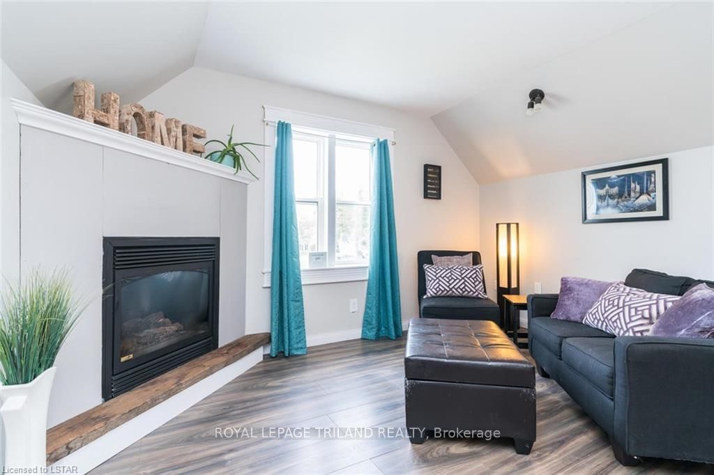 Listing Image 19