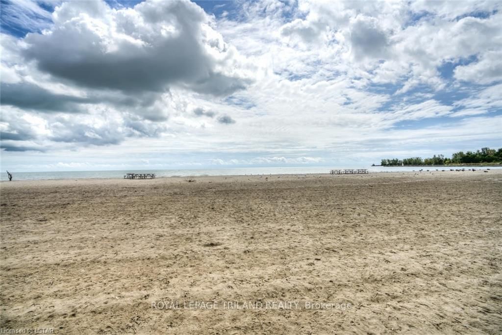 Listing Image 36
