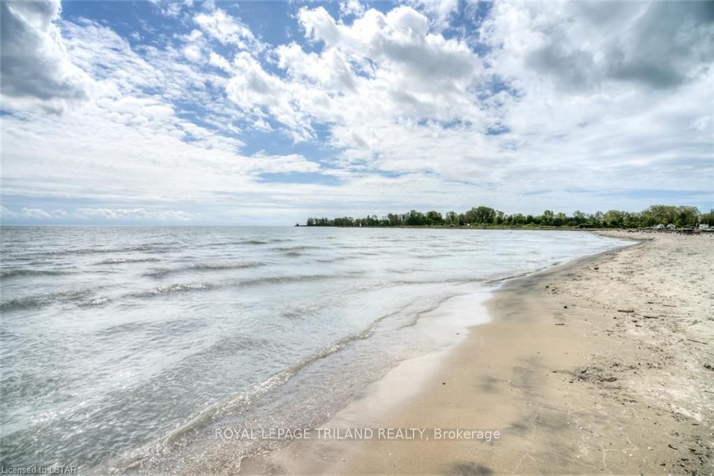 Listing Image 40