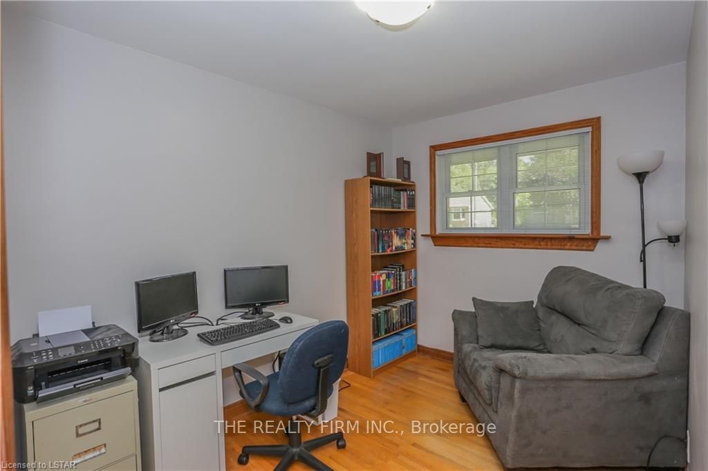Listing Image 16