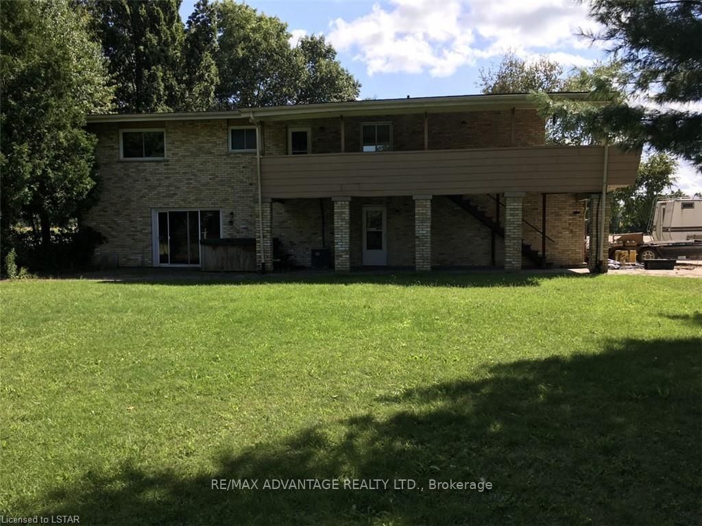 Listing photo 3