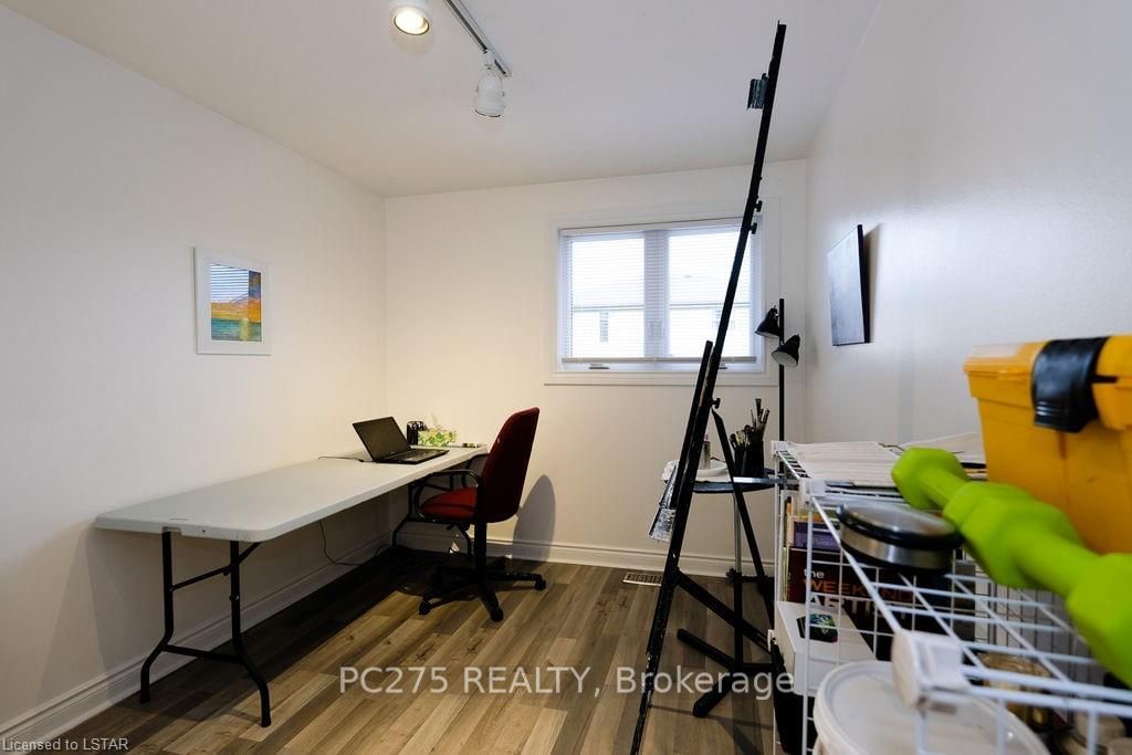 Listing Image 22