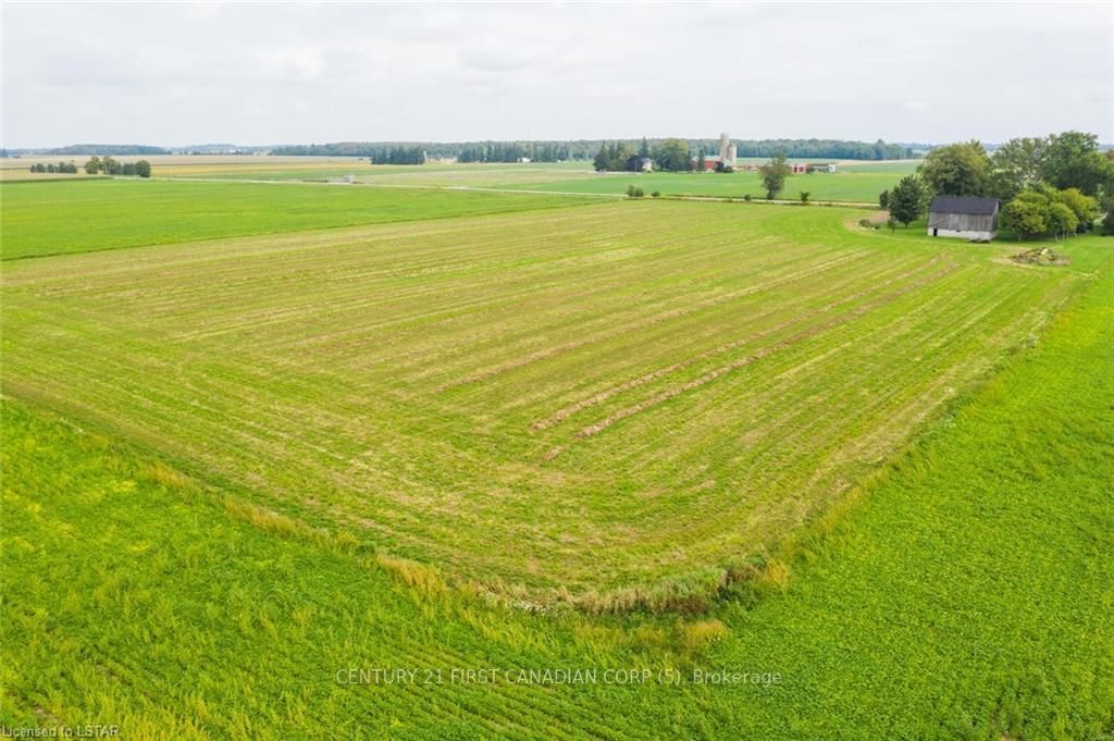 Listing Image 10