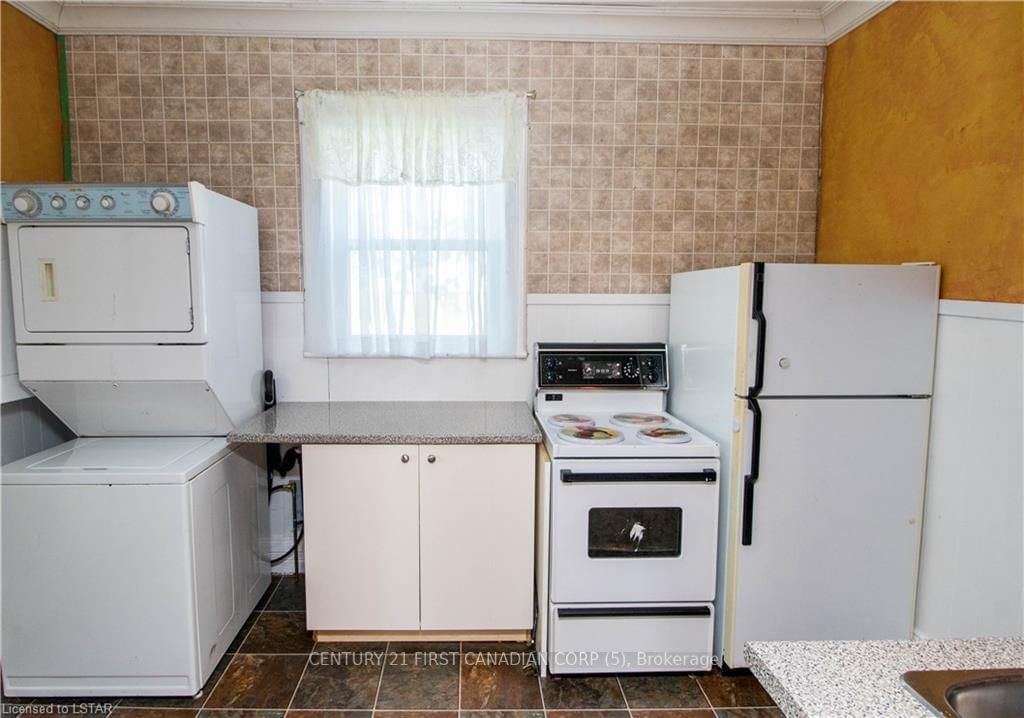 Listing Image 15