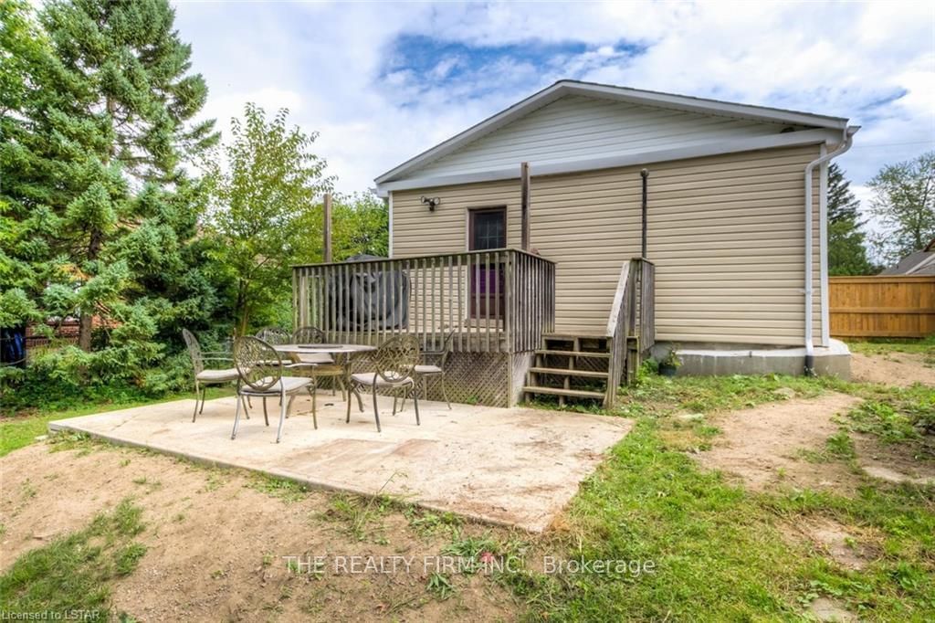 Listing Image 22