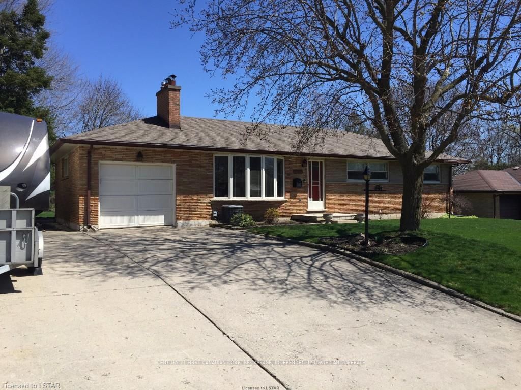Listing Image 4