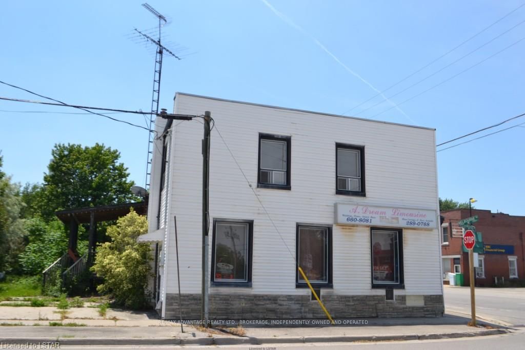 Listing Image 4