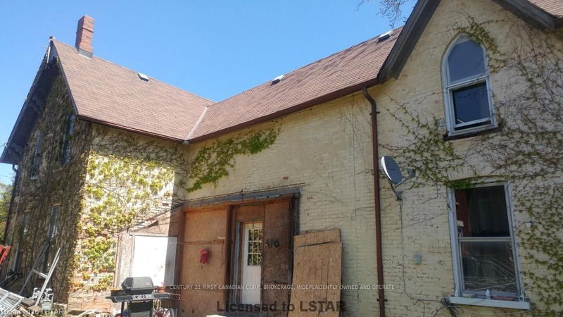 96 Wellington St, St. Thomas, N5R 2R2 | Image 2