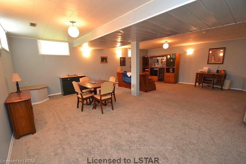 Listing Image 17