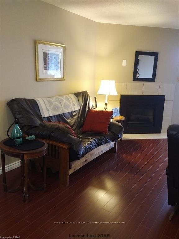Listing Image 7