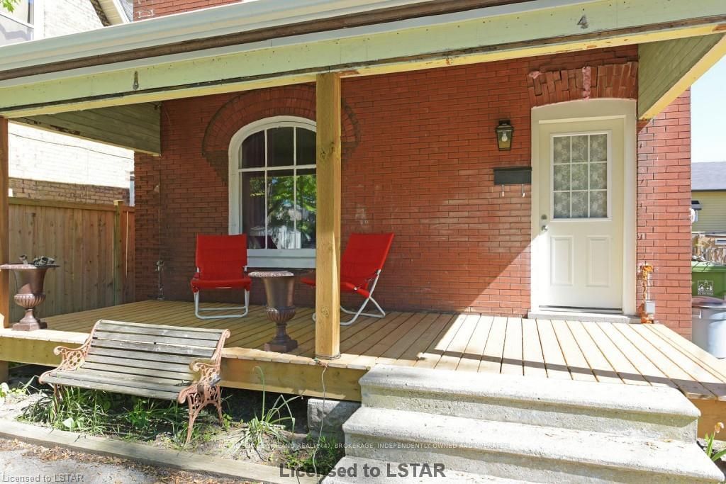 Listing Image 3