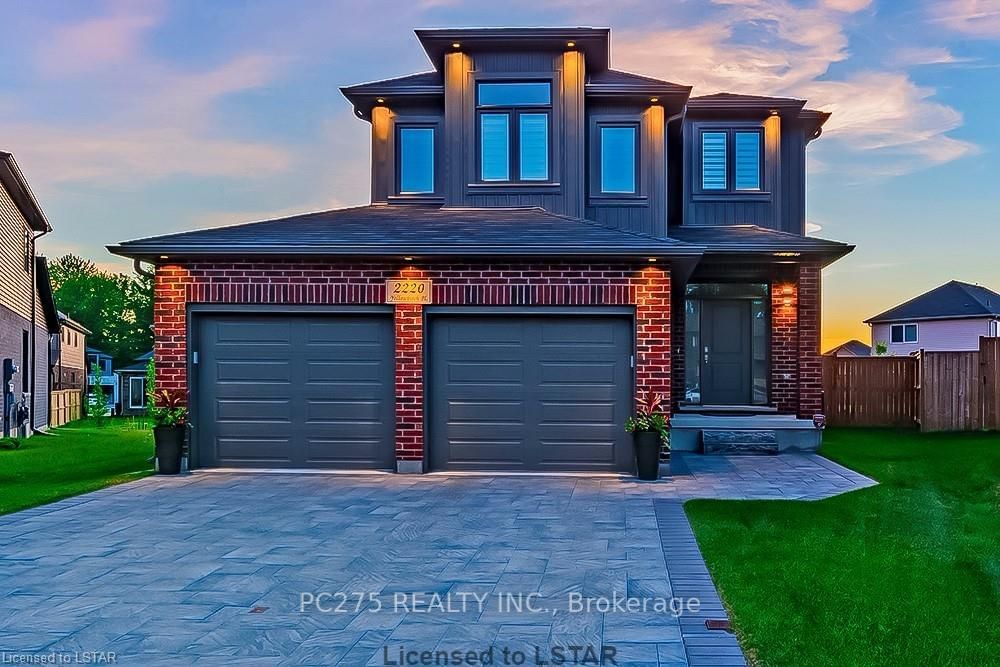 Listing Image 3
