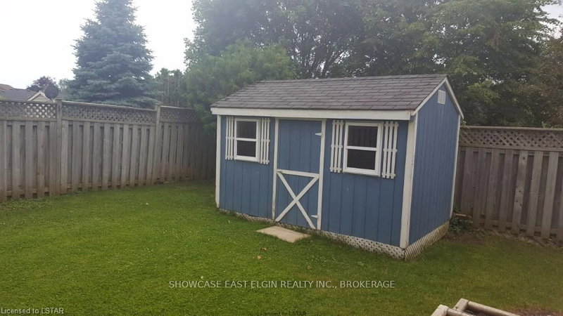 24 Sifton Dr, St. Thomas, N5R 6C7 | Image 2