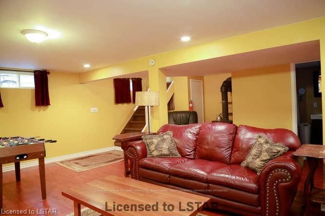 Listing Image 16