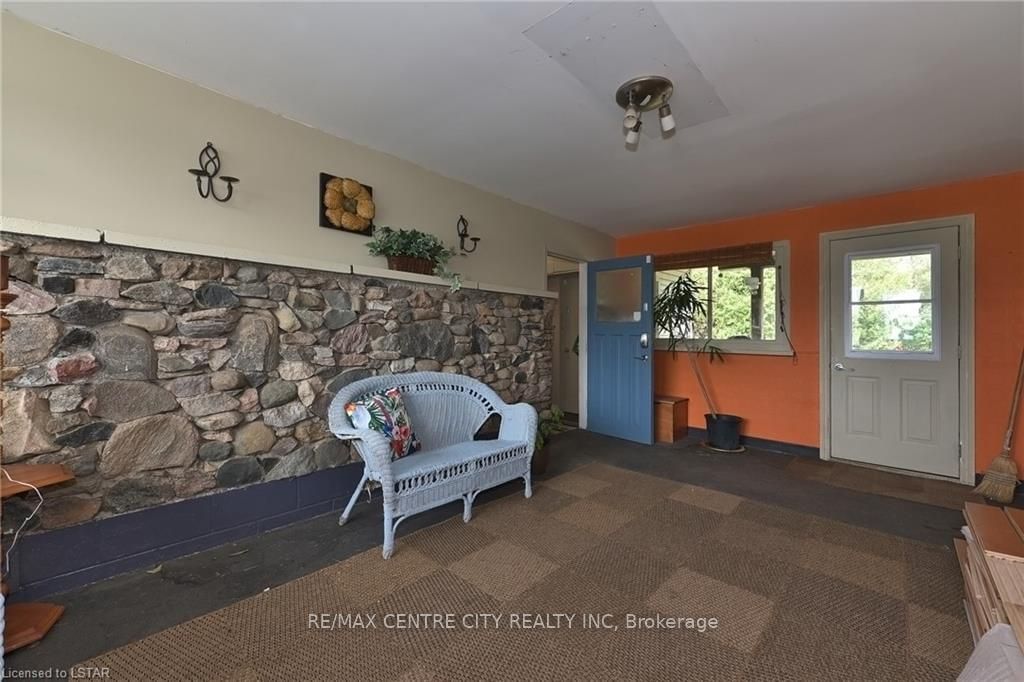 Listing Image 35