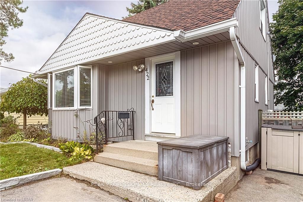 Listing Image 3