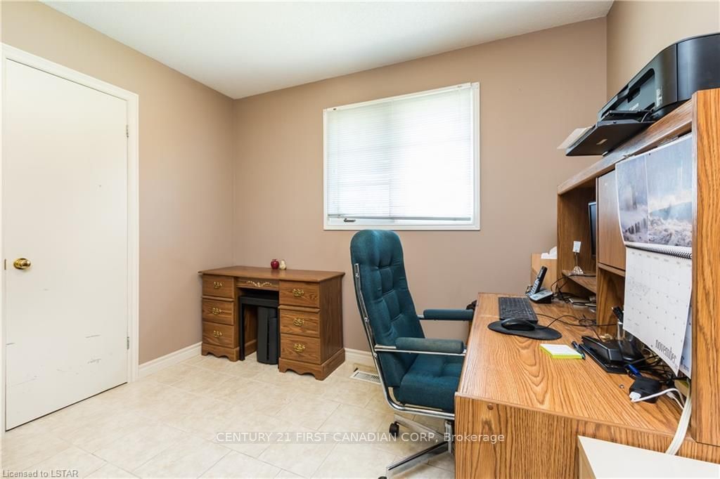 Listing Image 25