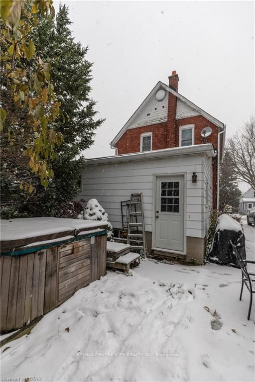Listing Image 7