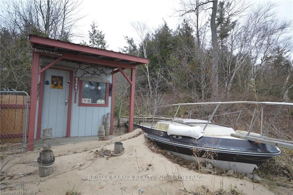 Listing Image 7