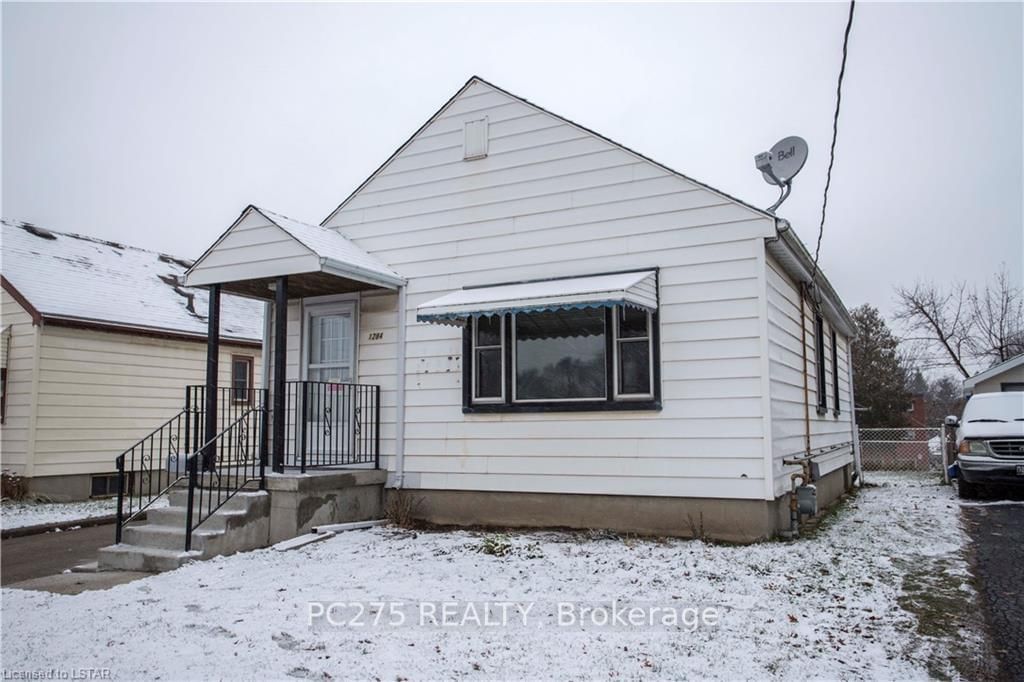 Listing Image 3