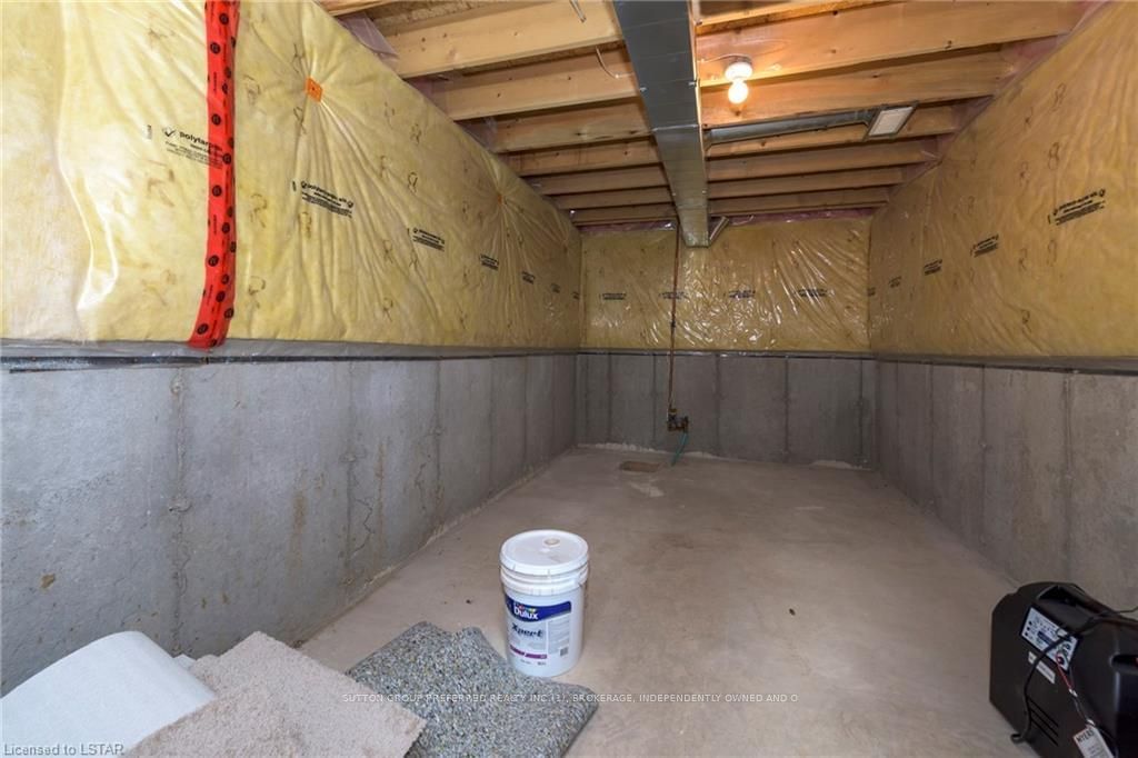 Listing Image 34