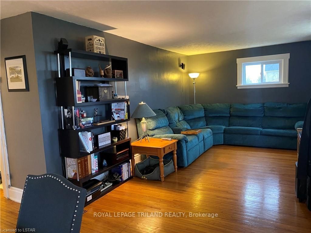 Listing Image 17