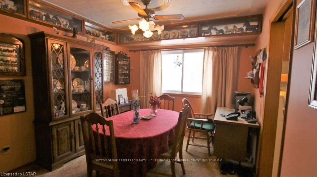 Detached House sold at 735 Clark Street, Strathroy-Caradoc, Campbellvale, N0L 1W0 - MLS: X7775131