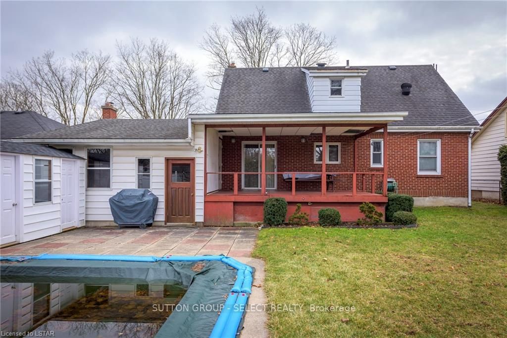 Listing photo 3