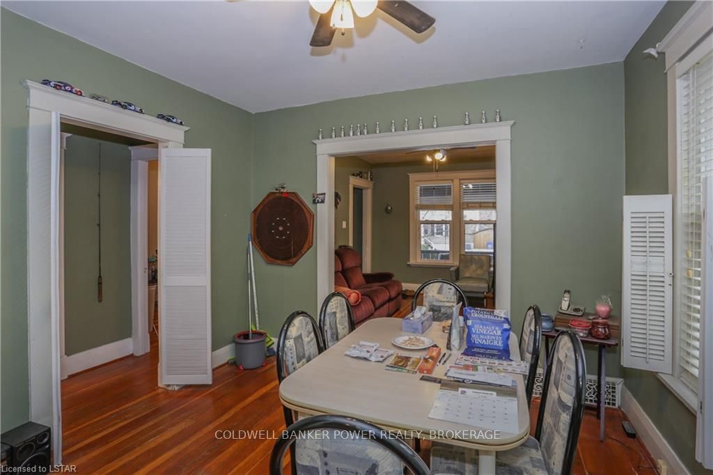 Listing Image 7