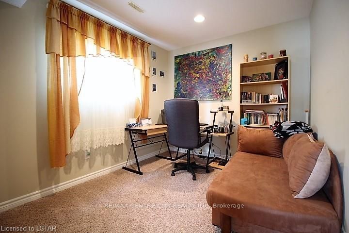 Listing Image 25