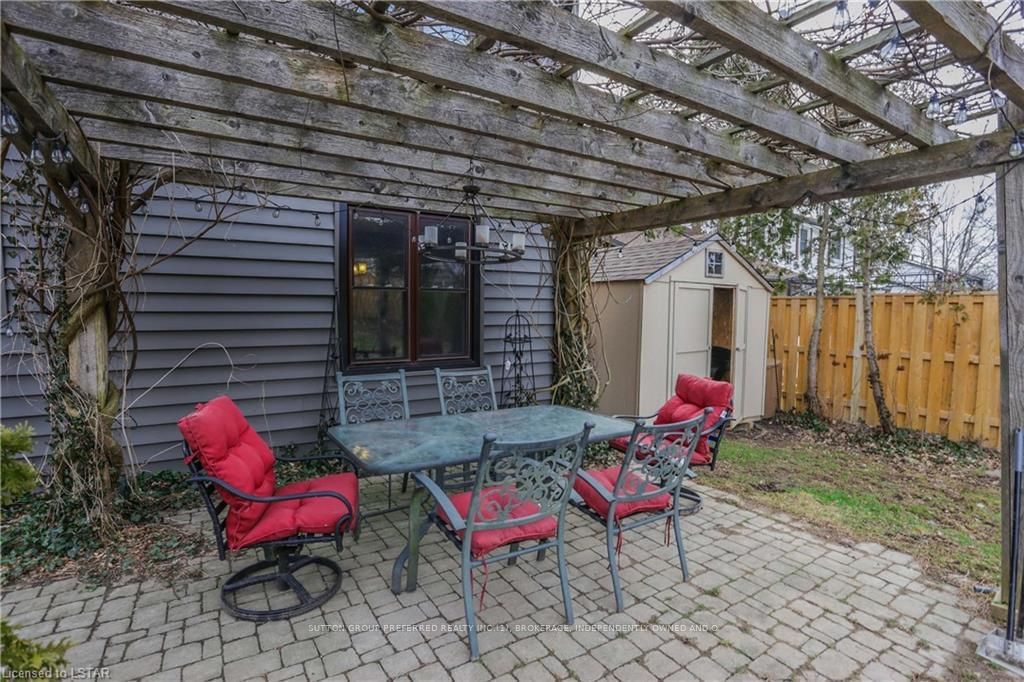 Listing Image 7